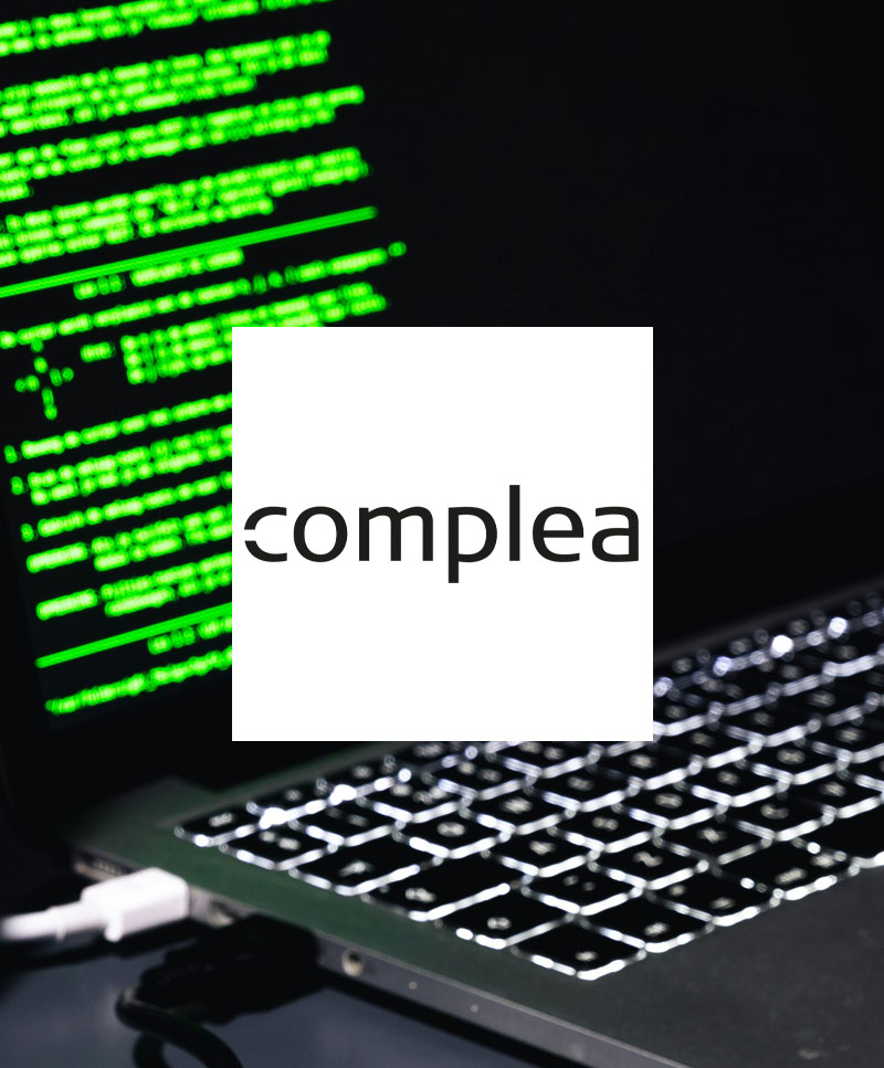 complea-800×967